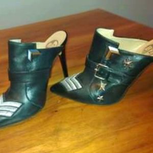 B2 by Browns Silver & Black Stilettos